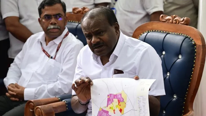 Bidadi to Bengaluru: Kumaraswamy turns tables, questions Shivakumar on HMT land