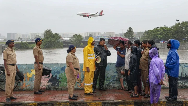 Mumbai weather forecast: Intensity of rains to slow down; gusty winds to bring intermittent rainfall