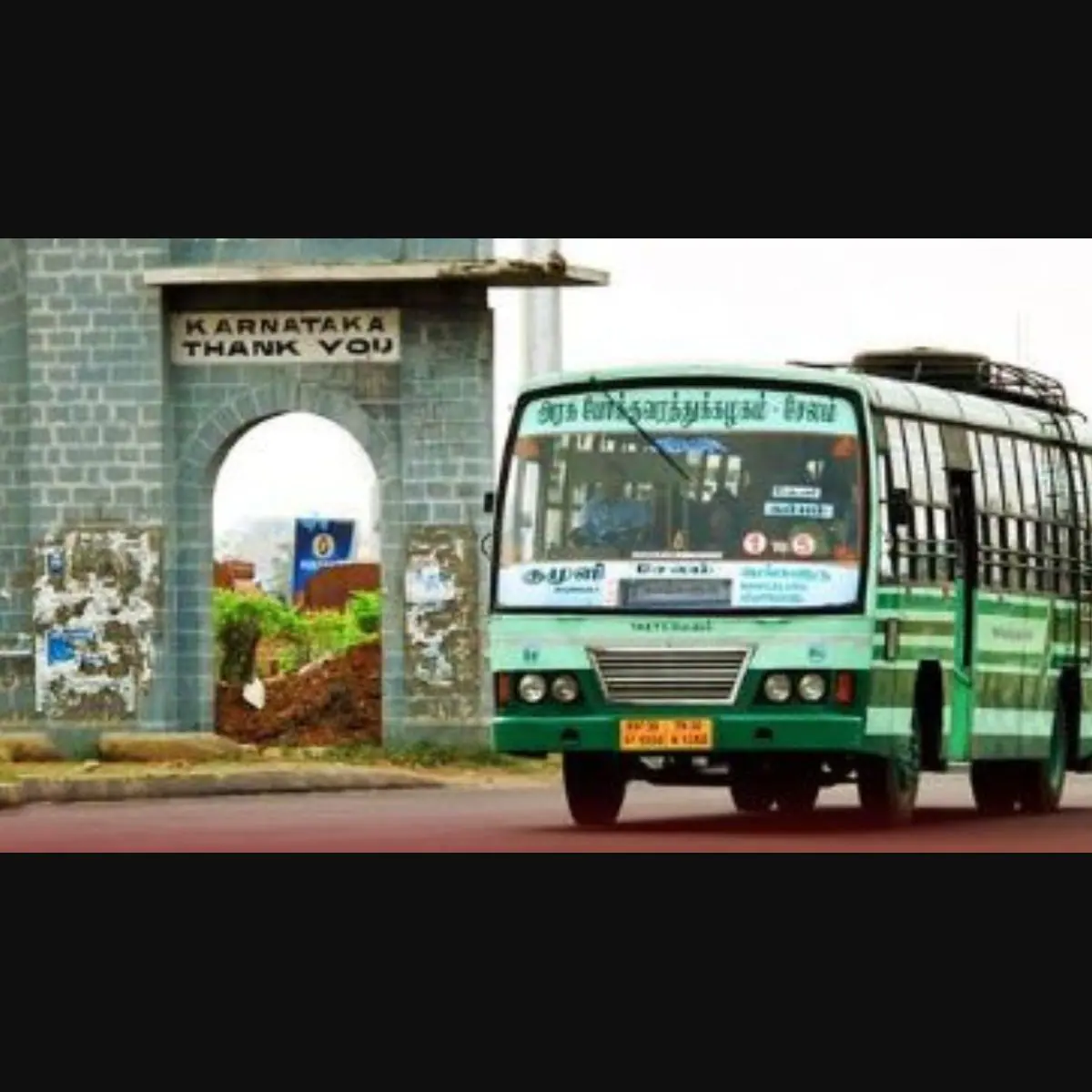 Tamil Nadu state transport buses halt at Karnataka border as Mekedatu Dam tensions flare