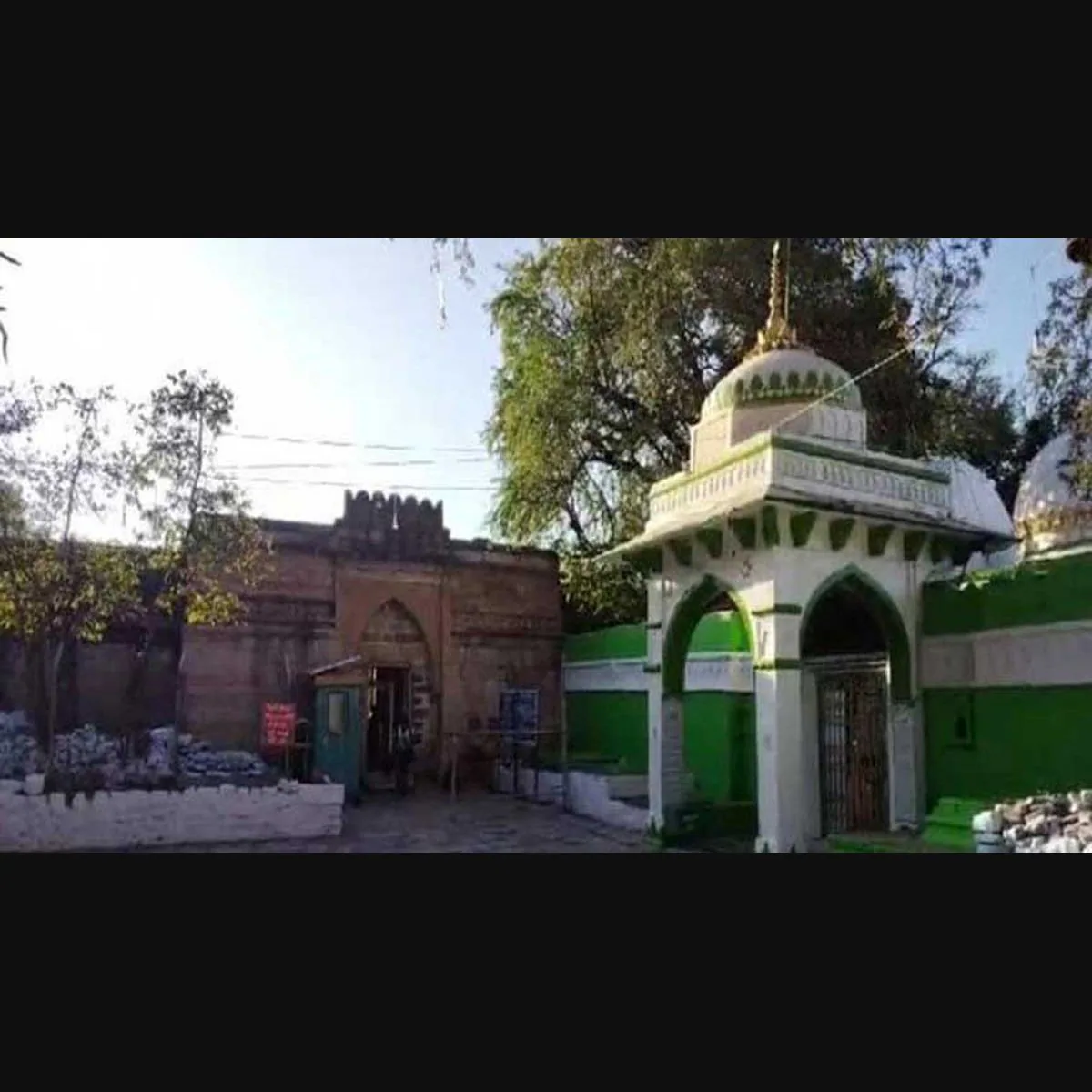 ‘Separate space for Muslims to offer namaz on Fridays’: SC directive on Bhojshala-Kamal Maula Mosque