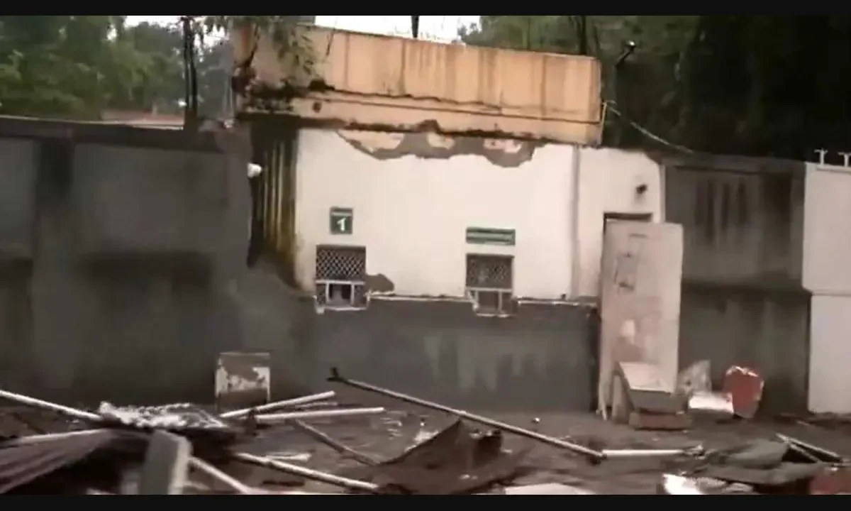 A tit-for-tat move? Why India removed security cordon outside Pakistan high commission in Delhi