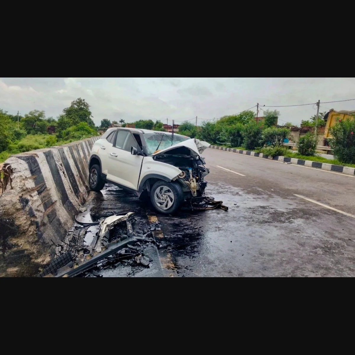 What led to the fatal car crash that killed slain gangster-turned-politician Atiq Ahmad’s son
