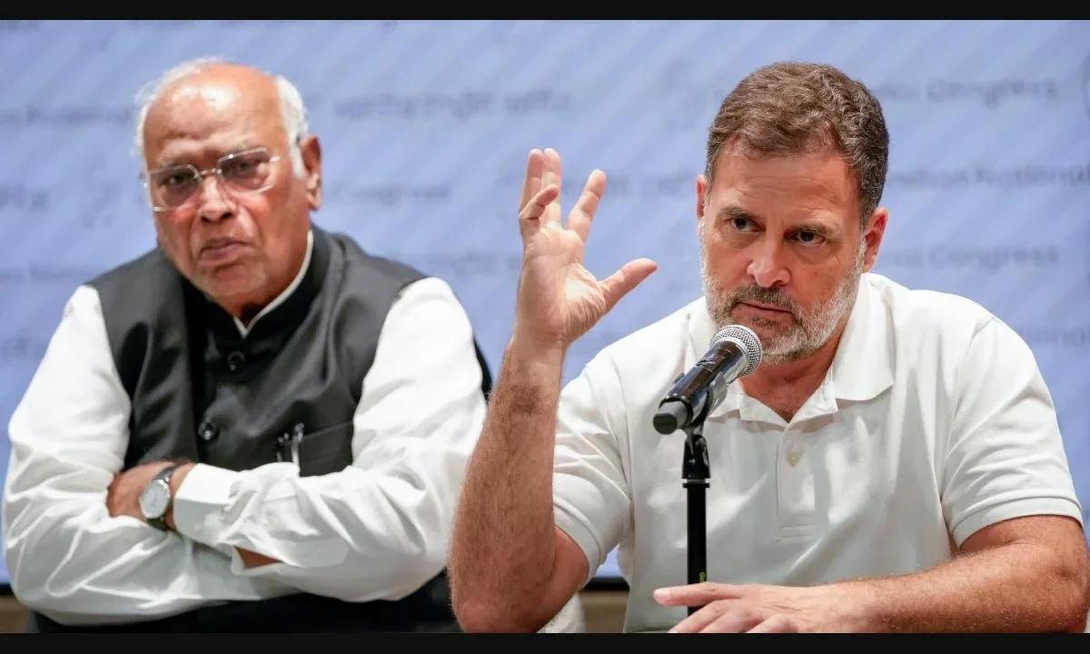 ‘Shah should go’: Rahul Gandhi seeks Amit Shah’s answer and PM Modi’s apology over Delhi protests; ministers hit back