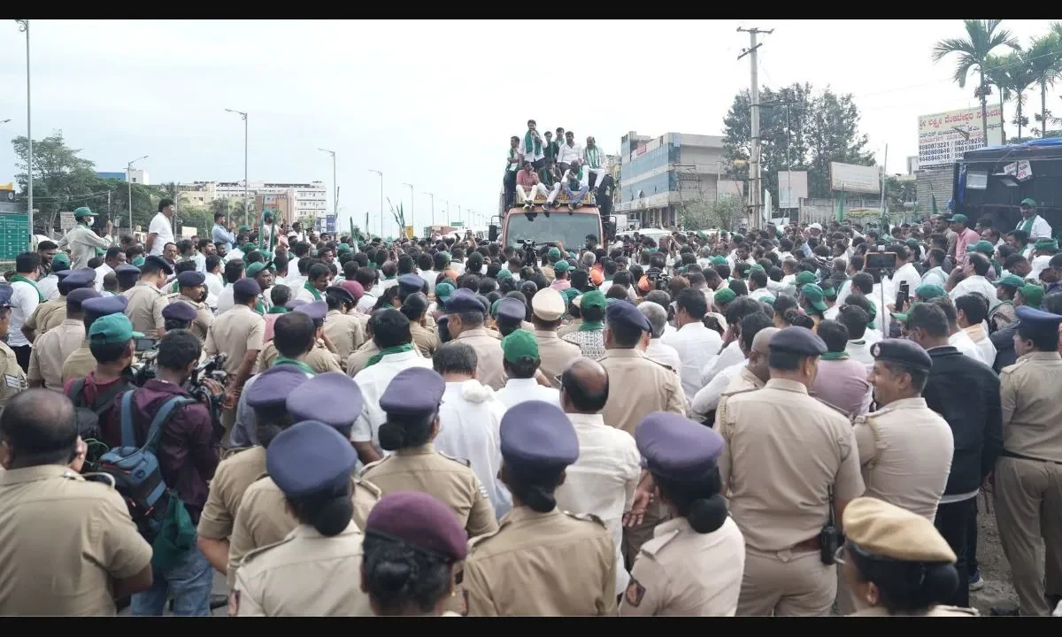 Bidadi project row: Police halt JD(S) padayatra; Nikhil Kumaraswamy announces August 18 protest