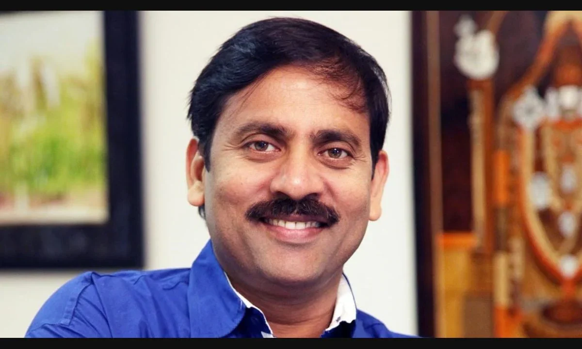 What is the ₹2,000-crore chit fund scam involving former Andhra MLA Malla Vijaya Prasad?