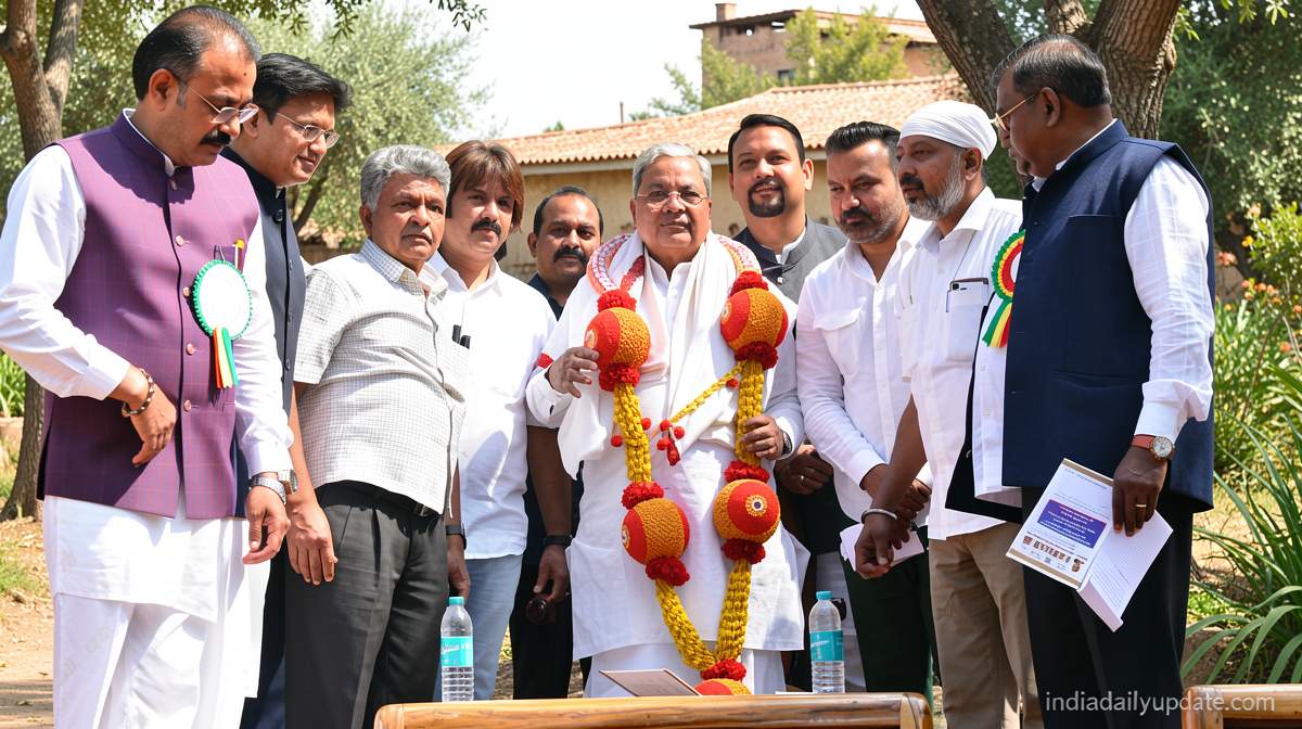 Ex-Karnataka CM Siddaramaiah chairs AHINDA event; 3 key leaders skip
